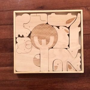 Petite Collage Puzzle and Play